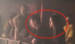 水冰月网红吃瓜视频网址,带你领略网络红人的真实生活